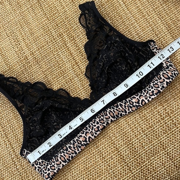 VS PINK Bralette Size M - Picture 2 of 7